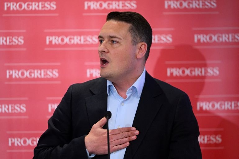 Former UK Health Minister Signals Leadership Challenge Against Prime Minister Keir Starmer