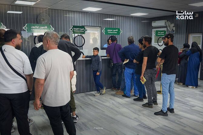 Over 120,000 Syrian Refugees Return Home from Lebanon