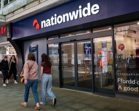 Nationwide boardroom challenge exposes fault lines in UK mutual governance model
