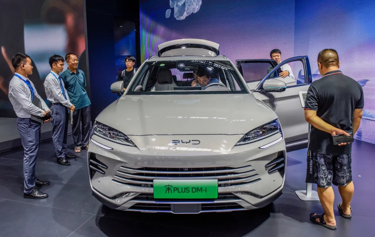 BYD Accelerates Saudi Expansion as China–U.S. EV Rivalry Moves Into the Gulf