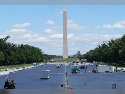Union Warns of Safety Risks as Workers Rush to Recolor Reflecting Pool for Trump Event
