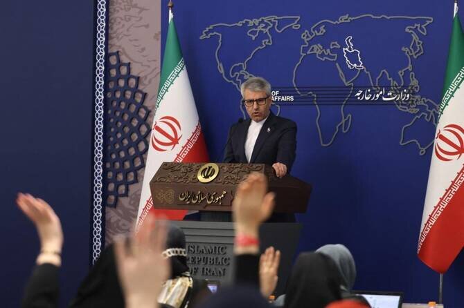 Pakistan Shares Revised Iranian Proposal for Ending Middle East War with US