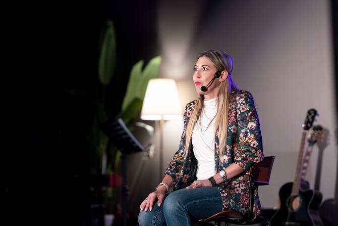 Riyadh's Creative Hub Hosts Groundbreaking Monologue Series Blending Music and Storytelling