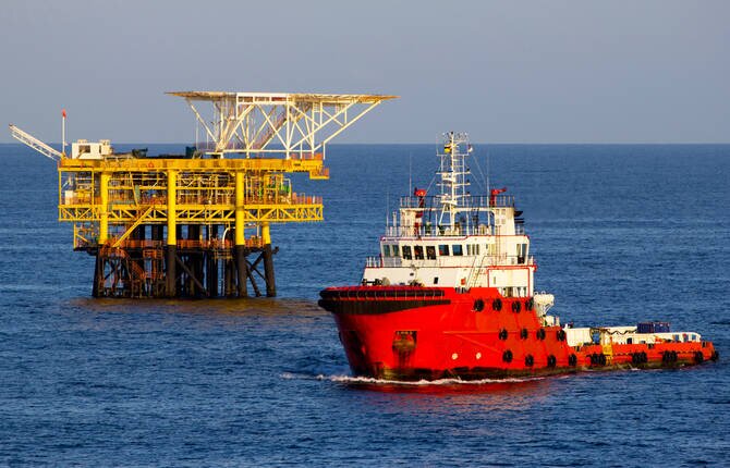 Oil Prices Decline as Trump Puts Planned Attack on Iran on Hold