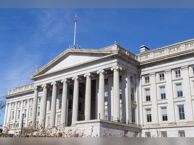 Saudi Arabia and UAE Reduce US Treasury Holdings in March