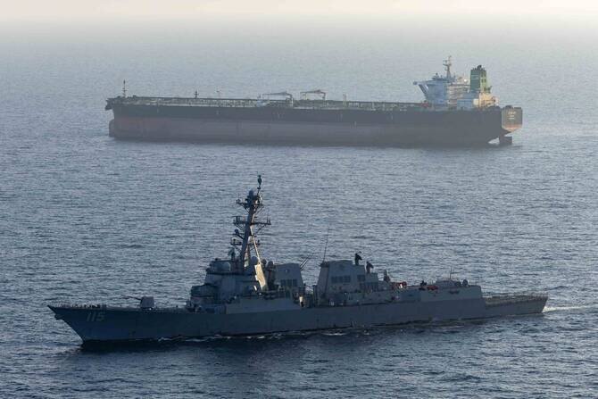 US Seizes Iran-Linked Oil Tanker in the Indian Ocean, WSJ Reports