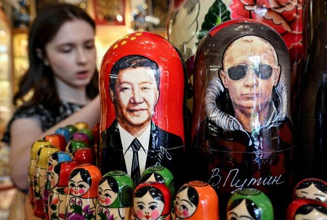 Putin Visits Beijing for High-Stakes Talks with Xi Jinping