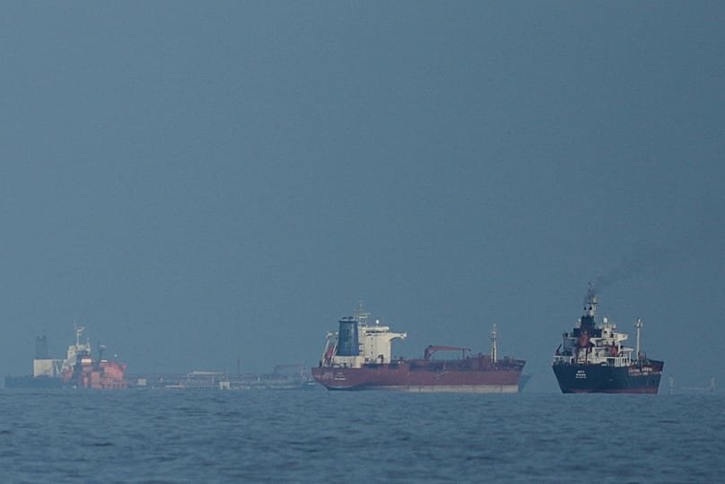 Gulf Shipping Advisory Signals Rising Risk Around Strait of Hormuz