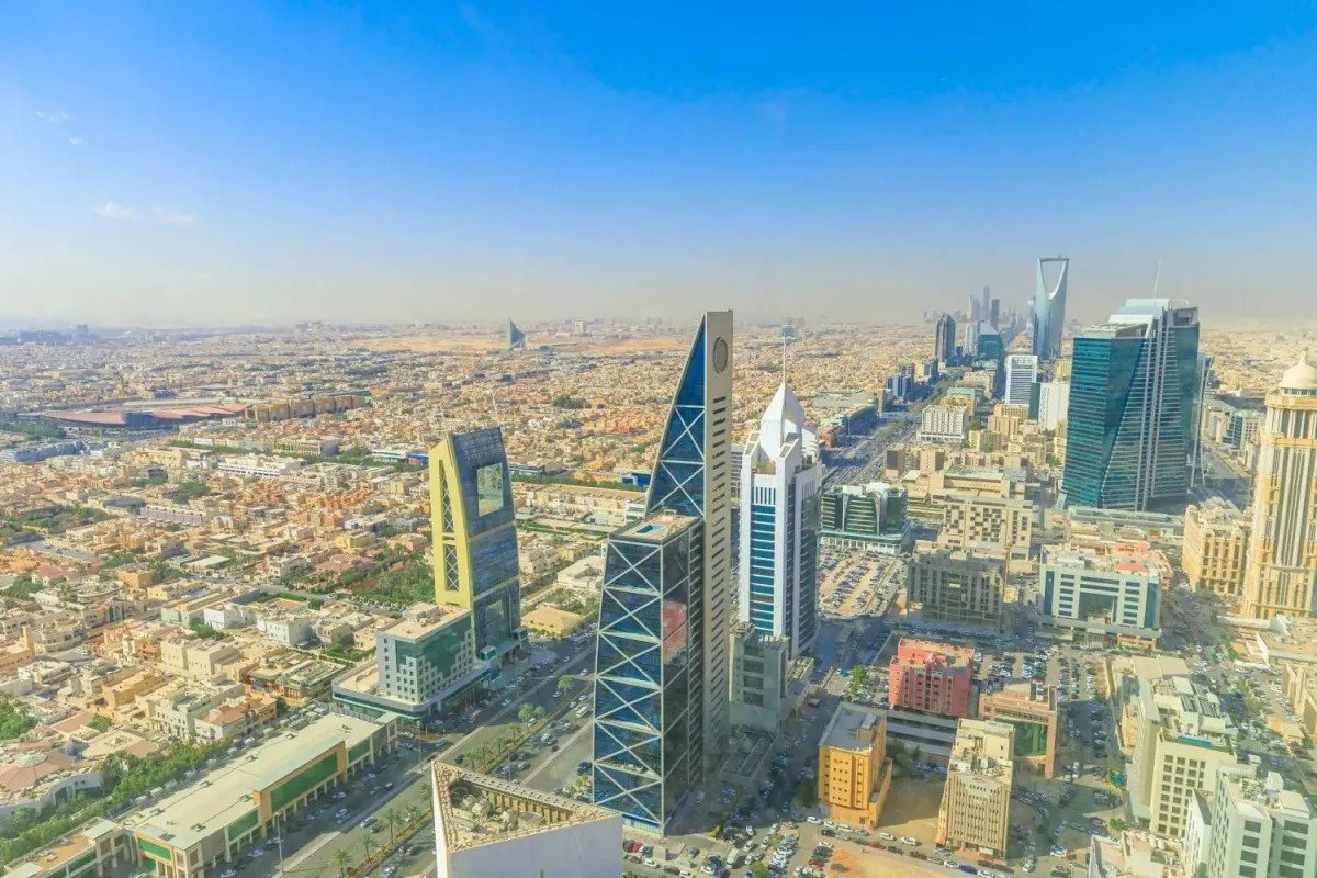 Saudi Arabia Positions Itself as Stabilizing Force in Global Energy Markets Amid Conflict Risks