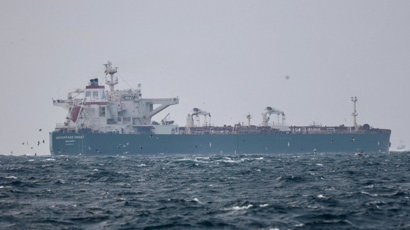 Saudi Arabia Faces Erosion of Its Oil Dominance in Asia as Buyers Shift Supply Strategies