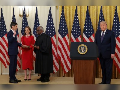 Kevin Warsh Takes Over Federal Reserve as Inflation Surge Tests Trump’s Economic Agenda