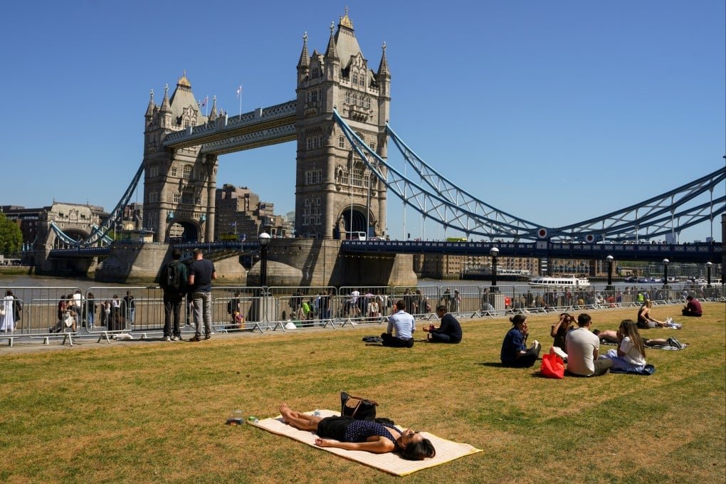 Nearly 10,000 Hongkongers Granted UK Permanent Residence Under BN(O) Migration Route