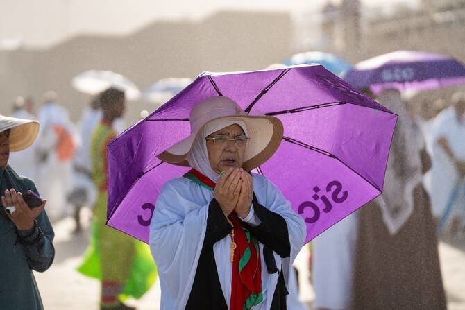 Saudi Arabia Expands Heat Defenses and Emergency Care as Hajj Faces Extreme Temperature Threat