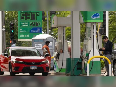 Trump’s ‘Peanuts’ Gas Price Remark Exposes the Political Risk of America’s New Fuel Shock