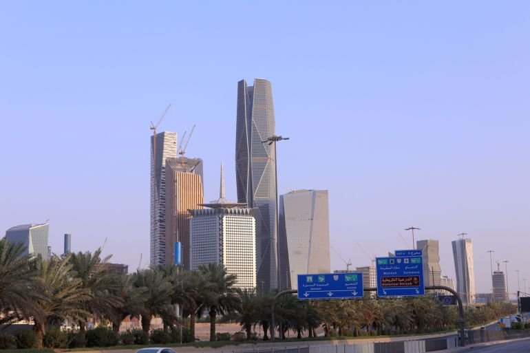 Saudi Arabia’s Economic Spending Surge Is Slowing as Oil Revenue Pressure Forces a Strategic Reset