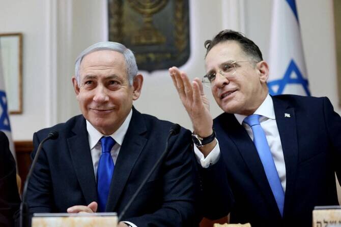 Israeli prosecutors consider indicting Netanyahu's former aide over classified intel leak