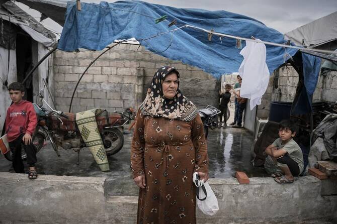 Cash-strapped Syrians Living in Tent Settlements Struggle to Return Home After Assad's Fall