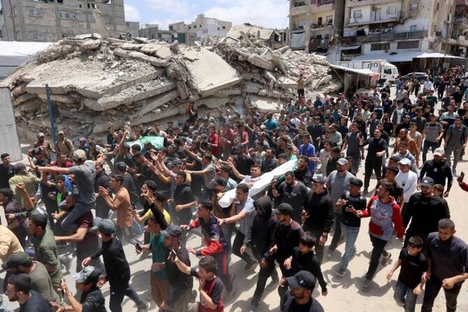 Israel Targets New Hamas Armed Wing Chief in Gaza Strike