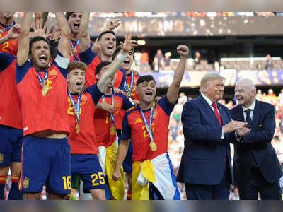 Trump Draws Boos and Podium Scrutiny at Spain’s World Cup Triumph