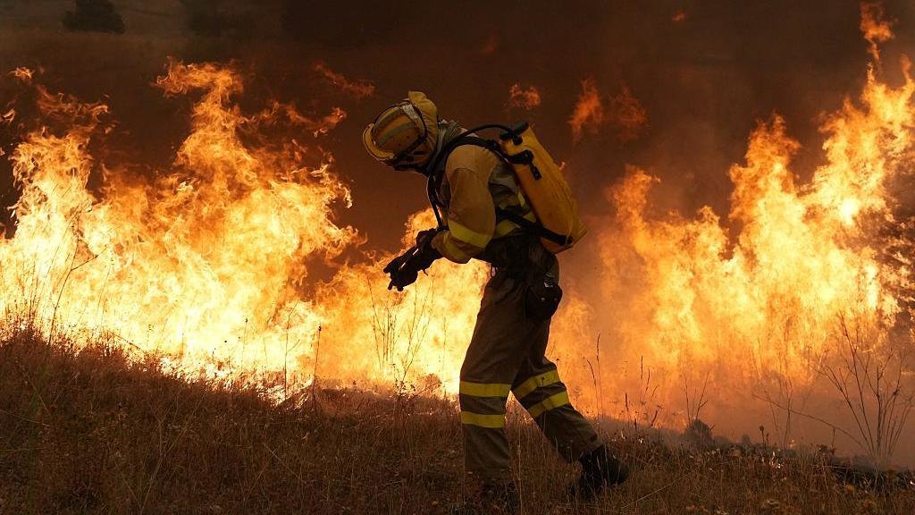 Australia Combines Indigenous Fire Knowledge With Satellite Tech to Combat Catastrophic Wildfires